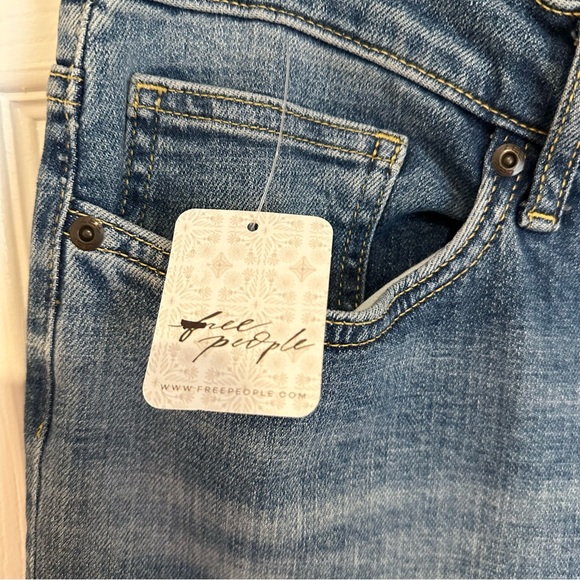 Lee High Rise Flare size 33 (16) - Picture 3 of 7